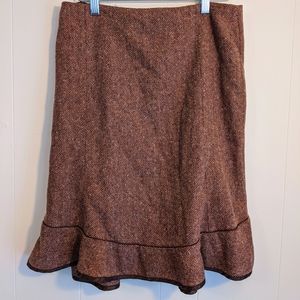 Gap skirt